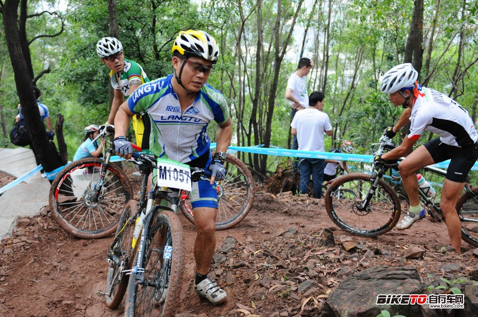 男子青年组 男子青年组