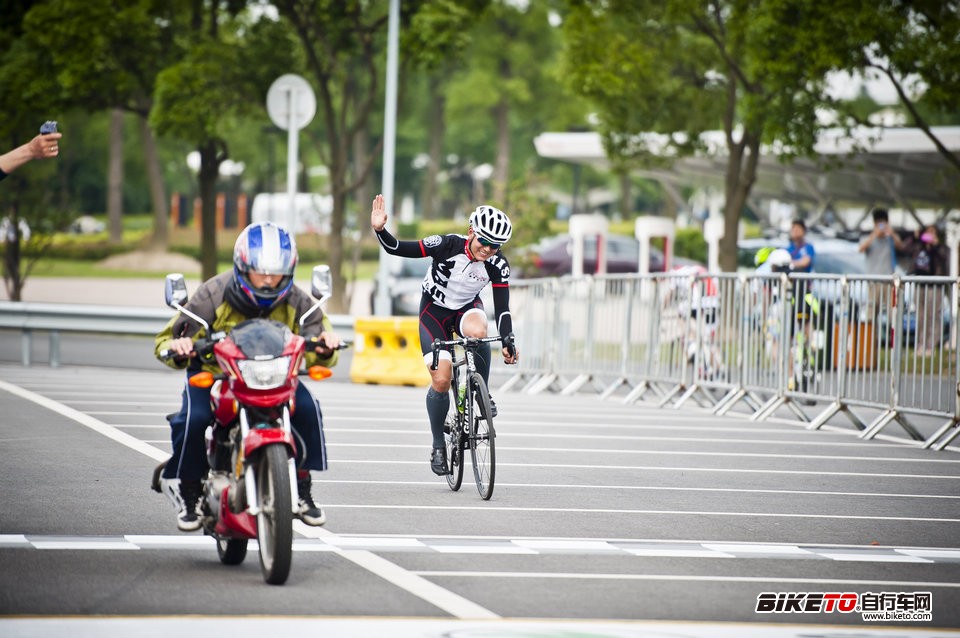 斯柯达明锐杯上海公路自行车赛,国际汽车城魁地仑之夜 斯柯达明锐杯上海公路自行车赛,国际汽车城魁地仑之夜