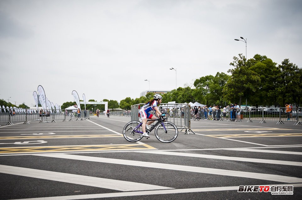 斯柯达明锐杯上海公路自行车赛,国际汽车城魁地仑之夜 斯柯达明锐杯上海公路自行车赛,国际汽车城魁地仑之夜