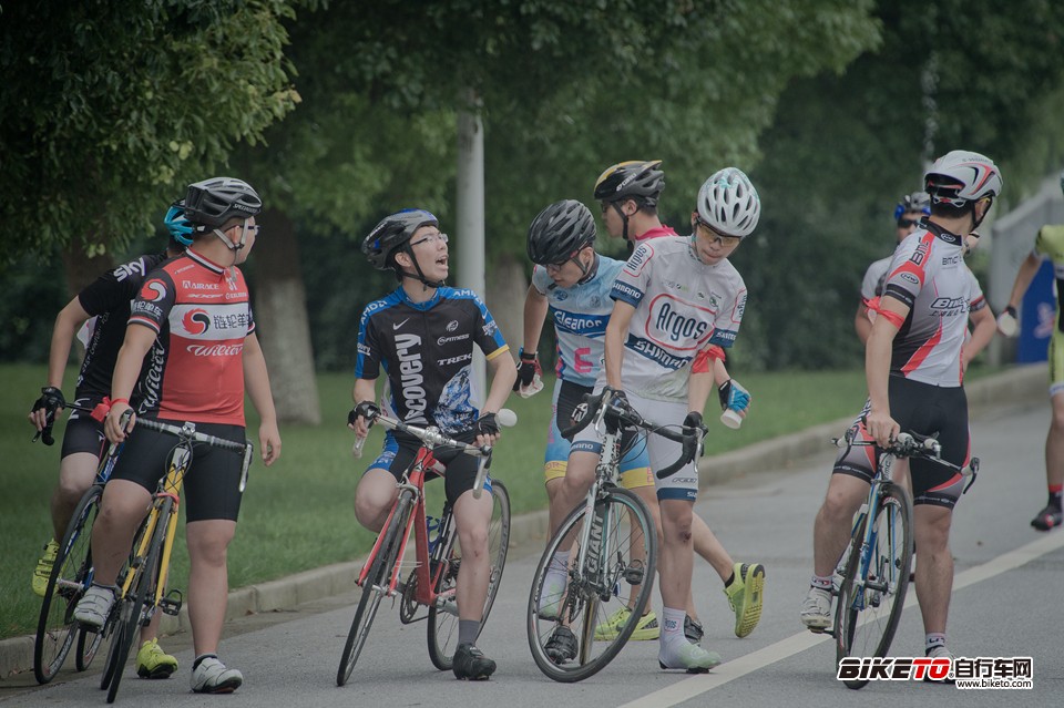 ��ԱҪ�ֳ�ֽ��Ȼ�����Ա���ƺ󷽿ɷ���