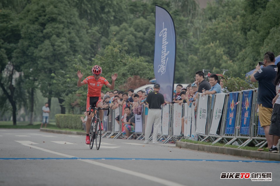 �޳��ɶ�ñ����ڶ�