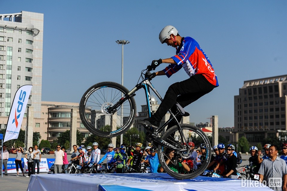 喜德盛丝绸之路2014酒泉站 (6).jpg 喜德盛丝绸之路2014酒泉站 (6).jpg