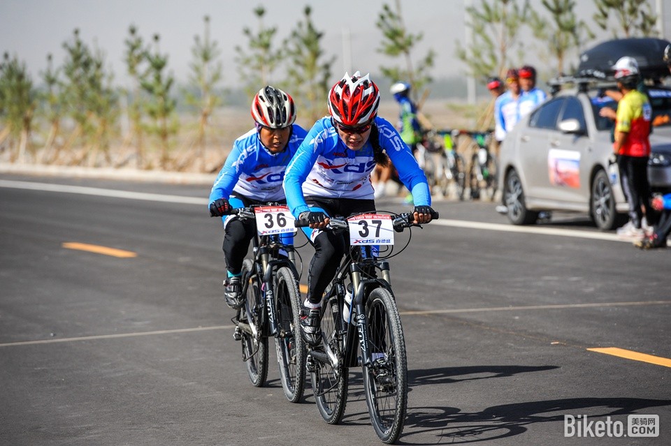 喜德盛丝绸之路2014酒泉站 (15).jpg 喜德盛丝绸之路2014酒泉站 (15).jpg