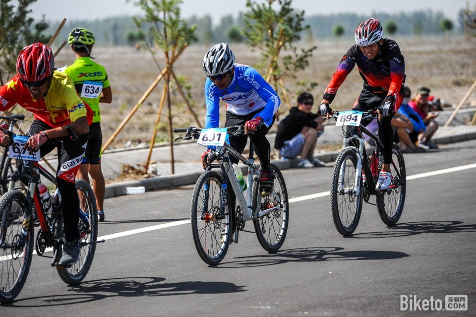 喜德盛丝绸之路2014酒泉站 (20).jpg 喜德盛丝绸之路2014酒泉站 (20).jpg