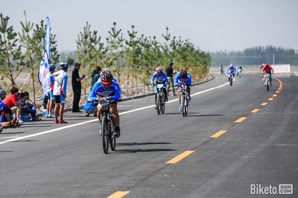 喜德盛丝绸之路2014酒泉站 (18).jpg 喜德盛丝绸之路2014酒泉站 (18).jpg