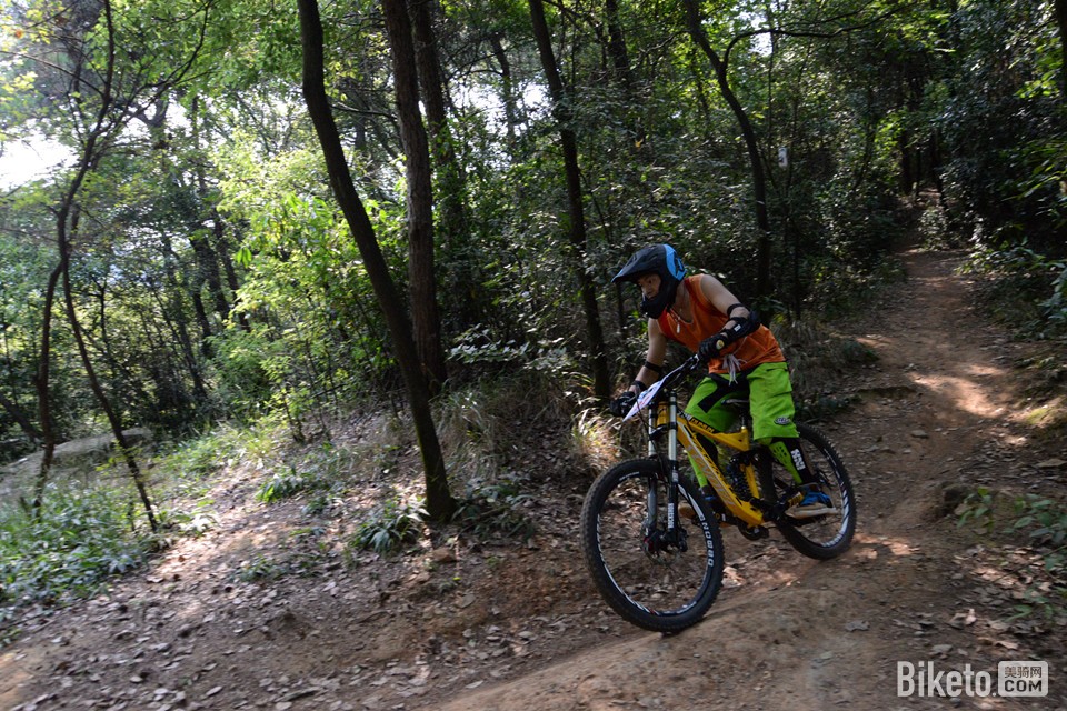 ˹ںϱٽȦȻռнϴʣ벻ƷƵƹԼ¾ٰ췽֧֡