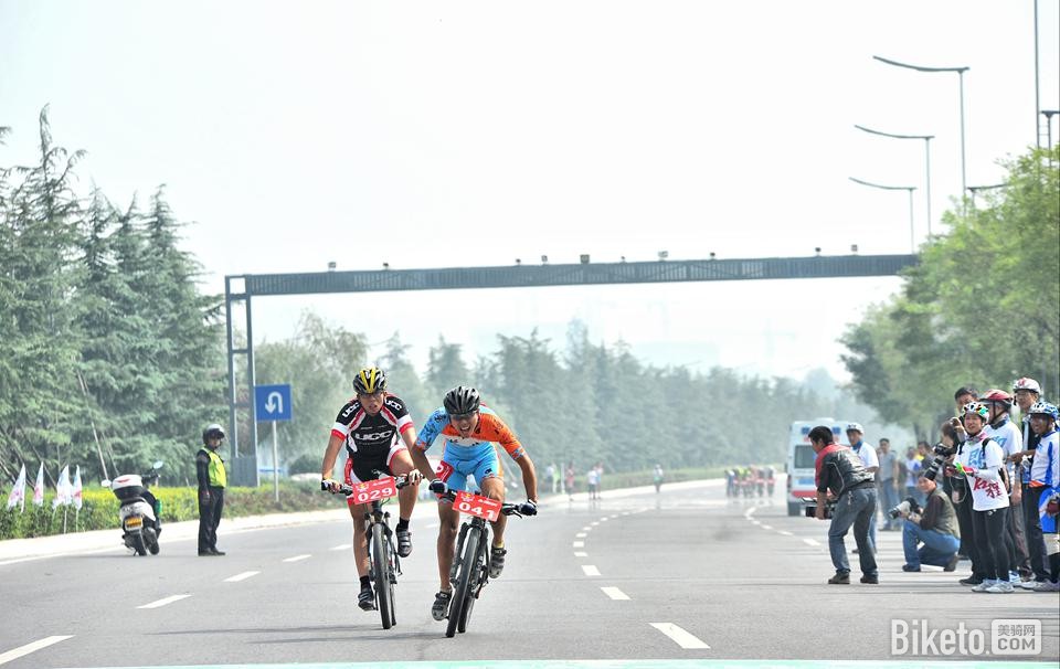 咸阳首届“美利达”杯自行车挑战赛 咸阳首届“美利达”杯自行车挑战赛