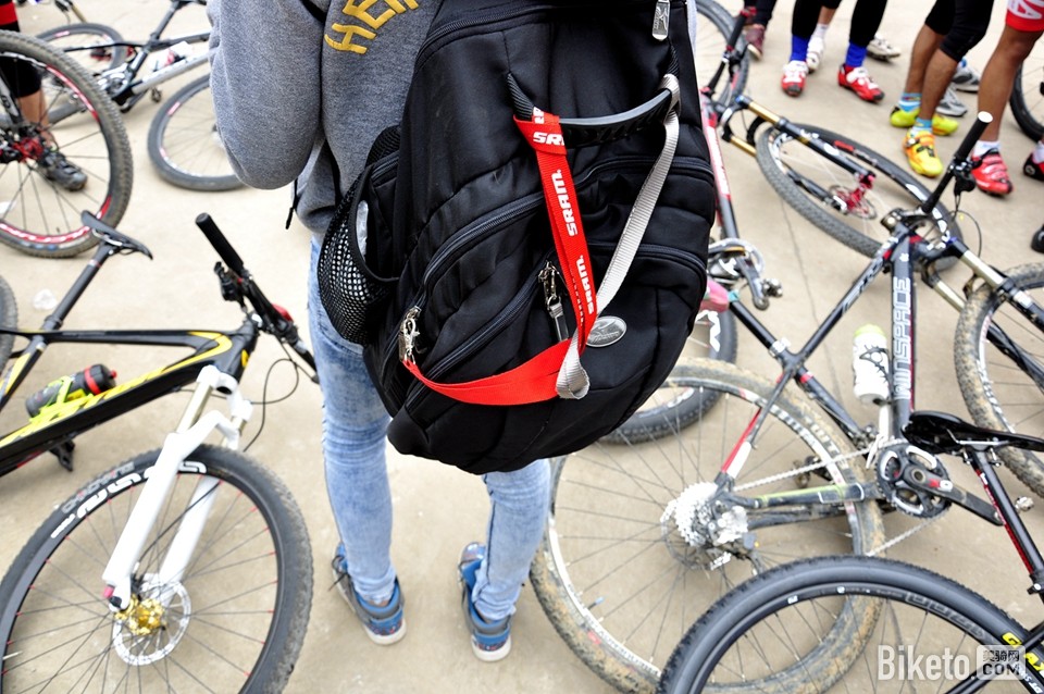 昆明市业余自行车联赛暨西山区团结高原公路自行车邀请赛 昆明市业余自行车联赛暨西山区团结高原公路自行车邀请赛