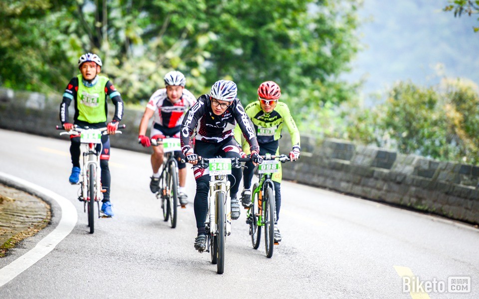 2014张家界自行车嘉年华喜德盛杯峰林穿越 (16).jpg 2014张家界自行车嘉年华喜德盛杯峰林穿越 (16).jpg