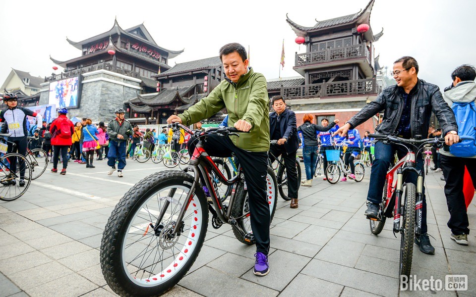 2014张家界自行车嘉年华喜德盛杯峰林穿越 (7).jpg 2014张家界自行车嘉年华喜德盛杯峰林穿越 (7).jpg