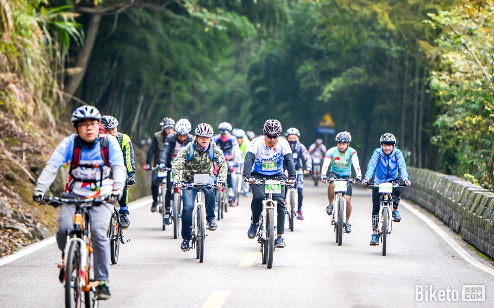 2014张家界自行车嘉年华喜德盛杯峰林穿越 (15).jpg 2014张家界自行车嘉年华喜德盛杯峰林穿越 (15).jpg