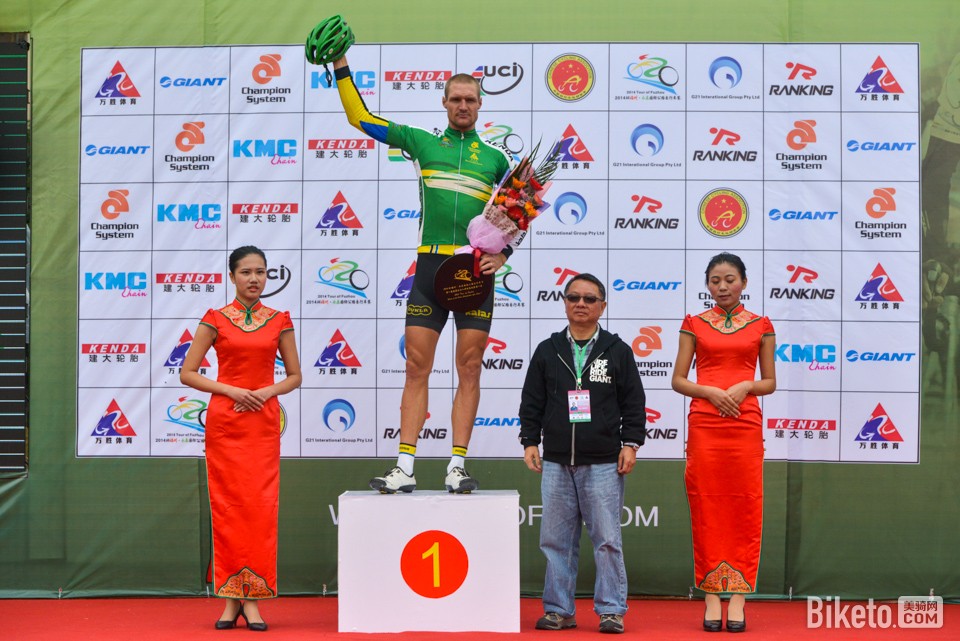 2014�����ݹ��ʹ�·���г���,������,��һ����,������Ȧ��