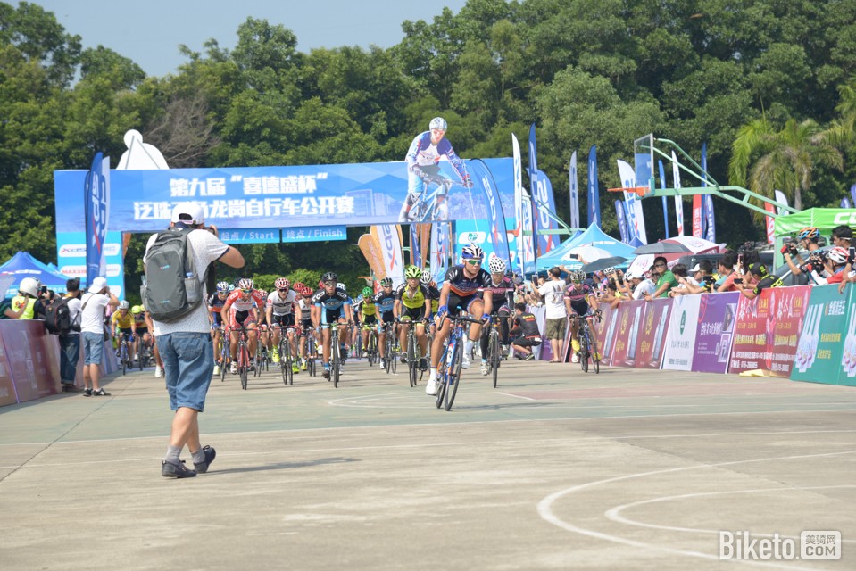 “喜德盛杯”龙岗泛珠三角自行车公开赛,喜德盛,龙岗,大运,公路车,业余比赛,山地车,道卡斯,快客 “喜德盛杯”龙岗泛珠三角自行车公开赛,喜德盛,龙岗,大运,公路车,业余比赛,山地车,道卡斯,快客