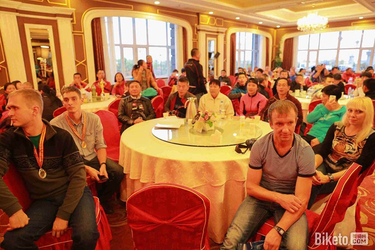 �ڶ��조��Ϲ�ӵ����ж����г�������