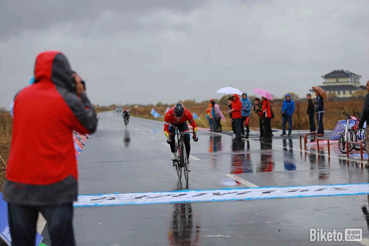 �ڶ��조��Ϲ�ӵ����ж����г�������