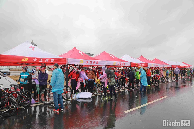 �ڶ��조��Ϲ�ӵ����ж����г�������