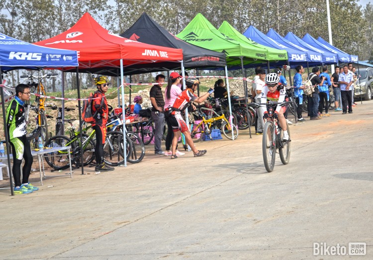 第二届襄阳单车音乐节,FUJI(富士)杯中国襄阳环渔梁州自行车赛 第二届襄阳单车音乐节,FUJI(富士)杯中国襄阳环渔梁州自行车赛