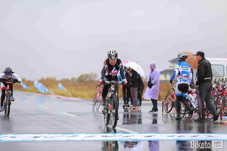 �ڶ��조��Ϲ�ӵ����ж����г�������