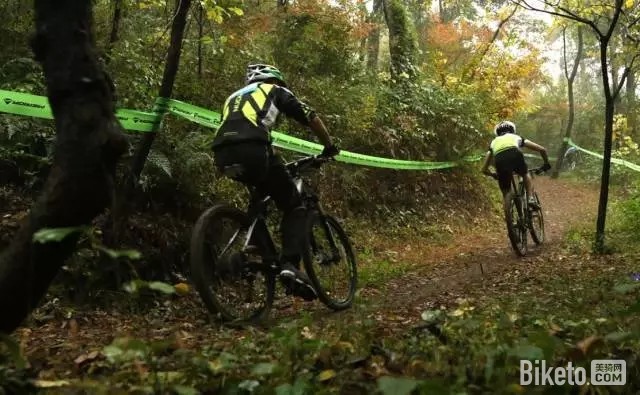 �����ﱭ�Ͼ���ɽԽҰ��