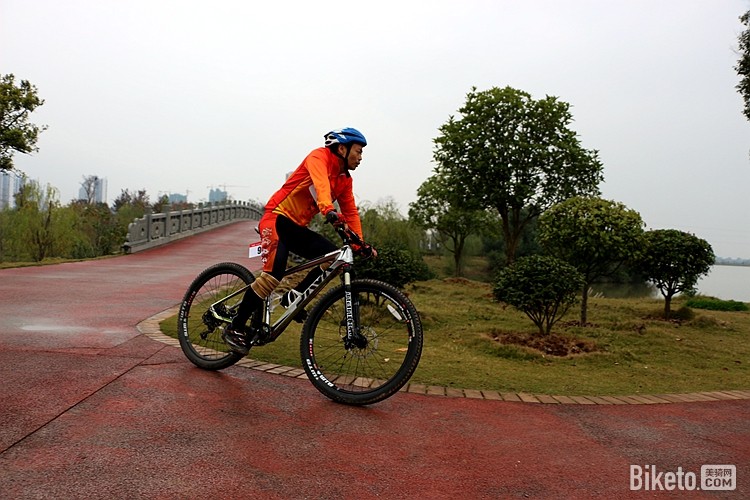 ���ﱭ������վ��ITT