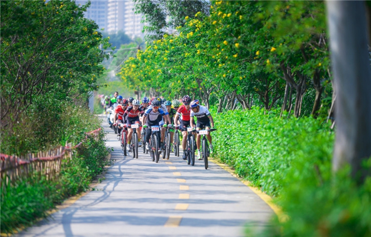 锦绣碧溪暨2015首届山地自行车公开赛完美闭幕 锦绣碧溪暨2015首届山地自行车公开赛完美闭幕