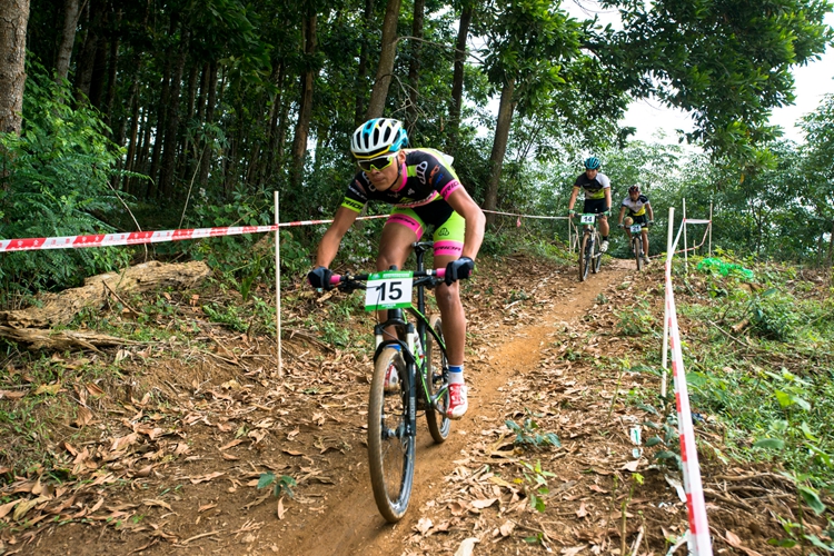 海南自行车联赛,琼中,国际旅游岛,山地车比赛,业余比赛,环岛赛 海南自行车联赛,琼中,国际旅游岛,山地车比赛,业余比赛,环岛赛