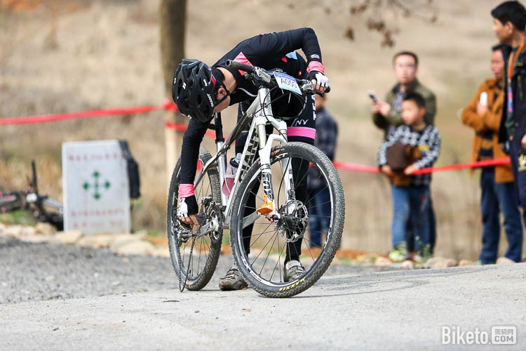 ���չ�·���г���,ɽ�����г�,ҵ�����г�����