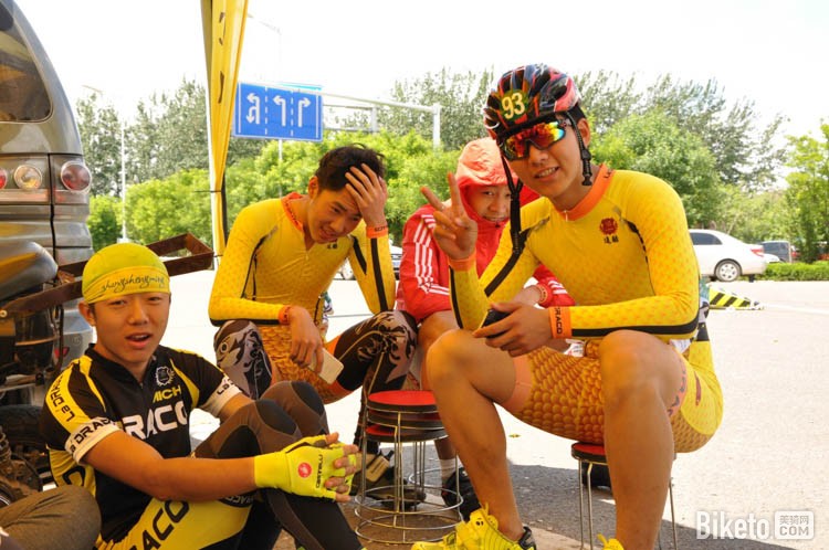 2016�ڶ��컷����ҵ�๫·���г����ڶ����������ʱ��