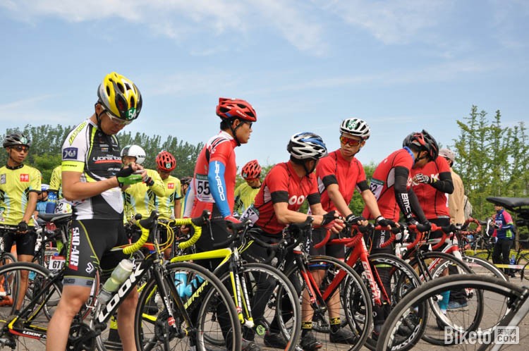 2016�ڶ��컷����ҵ�๫·���г����ڶ����������ʱ��