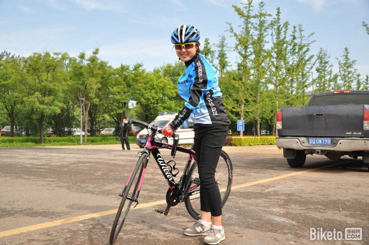 2016�ڶ��컷����ҵ�๫·���г����ڶ����������ʱ��