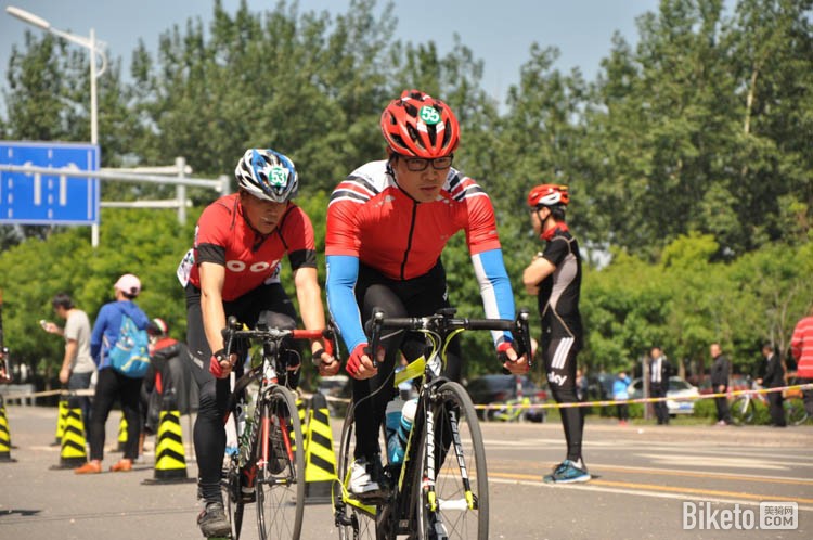 2016�ڶ��컷����ҵ�๫·���г����ڶ����������ʱ��