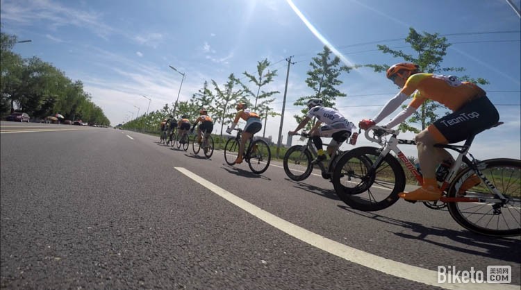 2016�ڶ��컷����ҵ�๫·���г����ڶ����������ʱ��