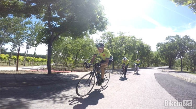 2016�ڶ��컷����ҵ�๫·���г����ڶ����������ʱ��