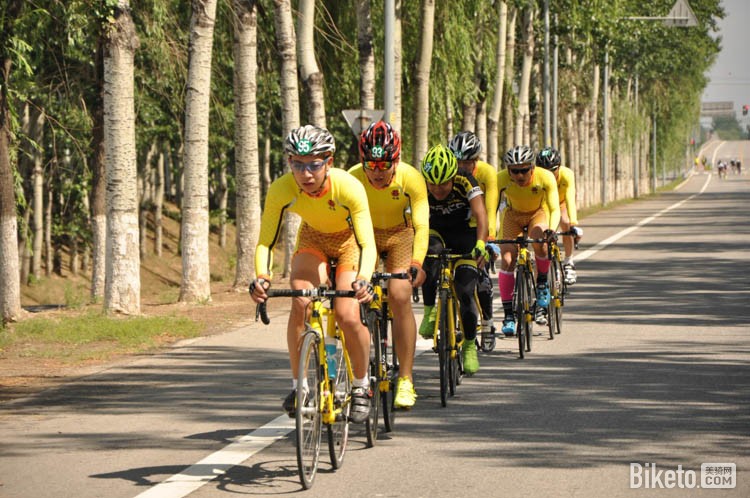 2016�ڶ��컷����ҵ�๫·���г����ڶ����������ʱ��