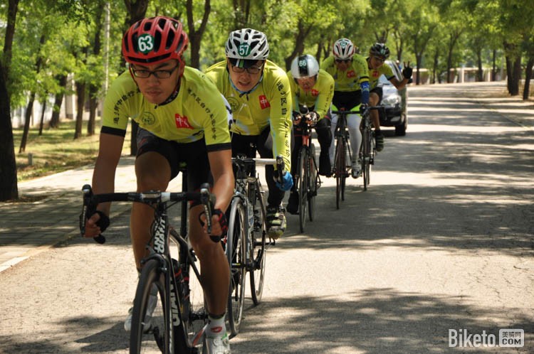 2016�ڶ��컷����ҵ�๫·���г����ڶ����������ʱ��