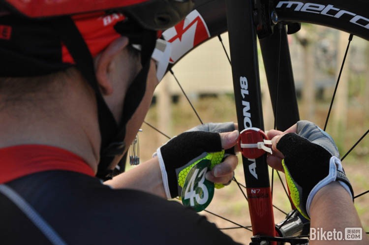 2016�ڶ��컷����ҵ�๫·���г����ڶ����������ʱ��