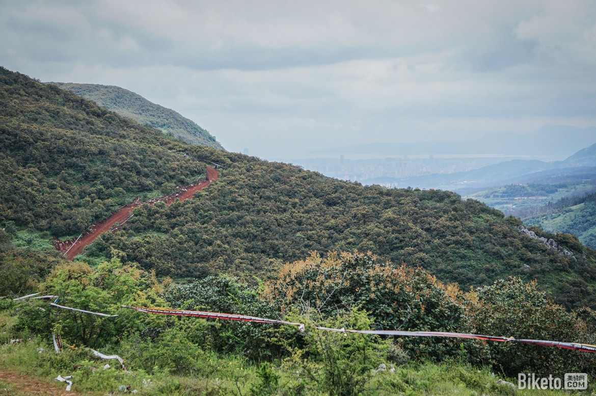 ��·�ˡ��ҷ�,ɽ�س�