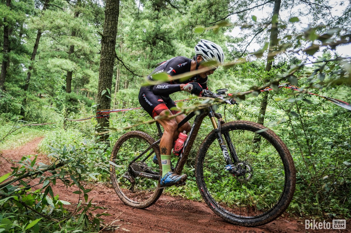 ��·�ˡ��ҷ�,ɽ�س�