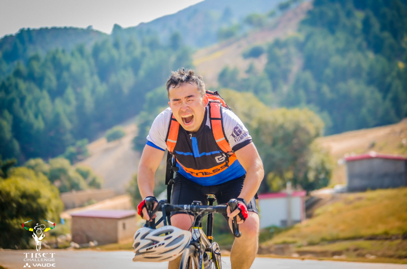 �ﴳ��·,��ͷվ