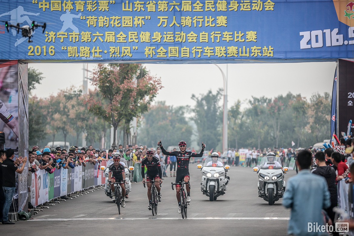 �ҷ�����