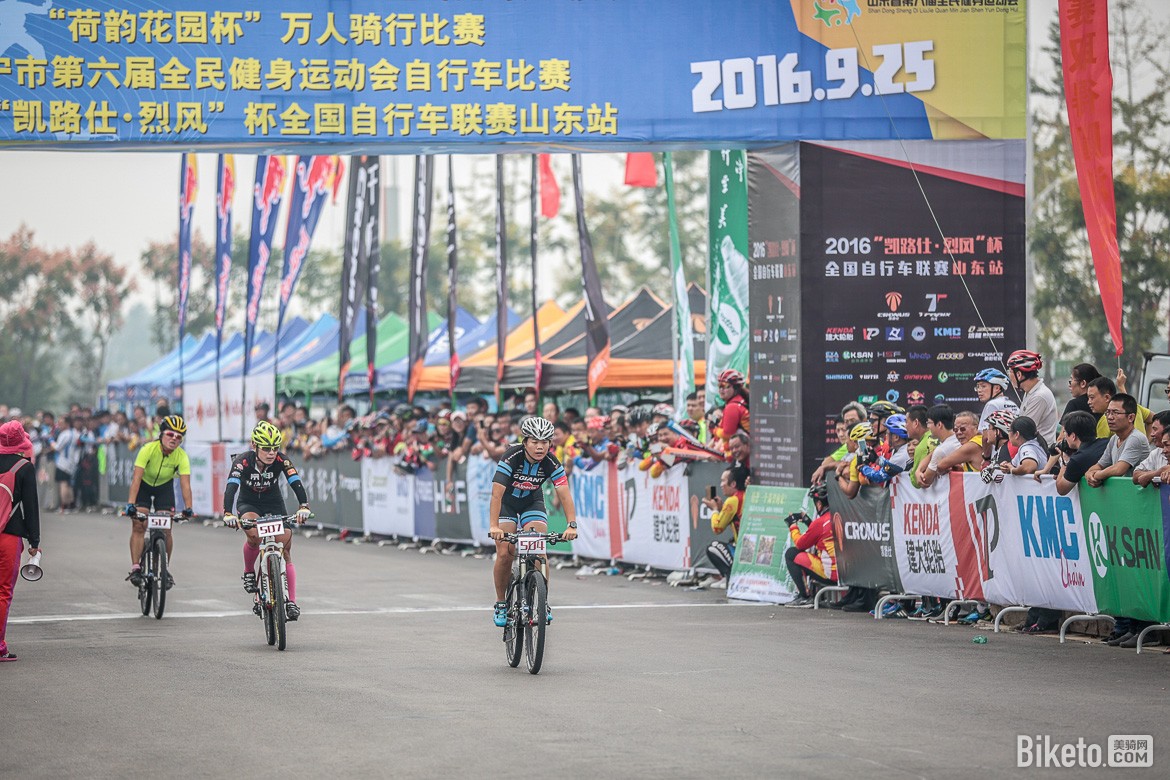 �ҷ�����