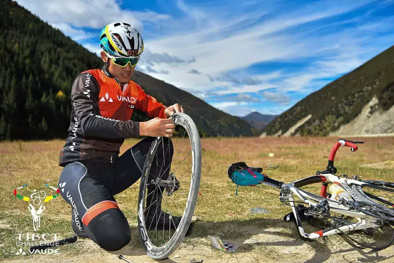 骑闯天路 骑闯天路