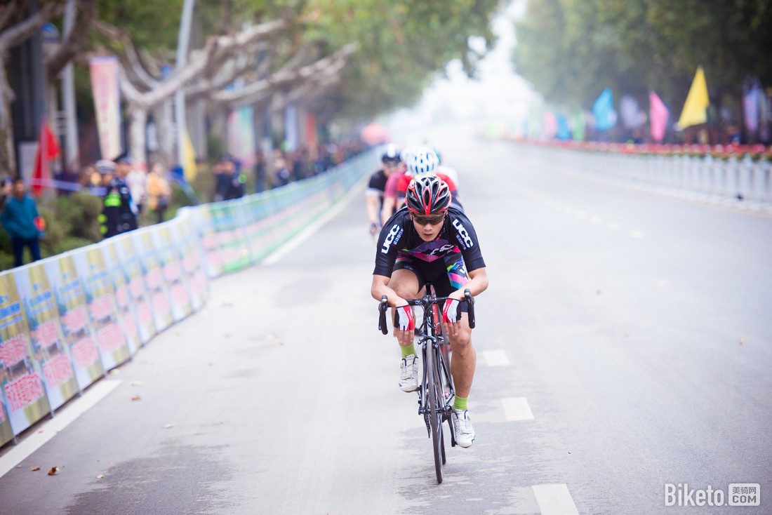 �ٳ������г���,���ʰ�ί����ϯ��,μ����