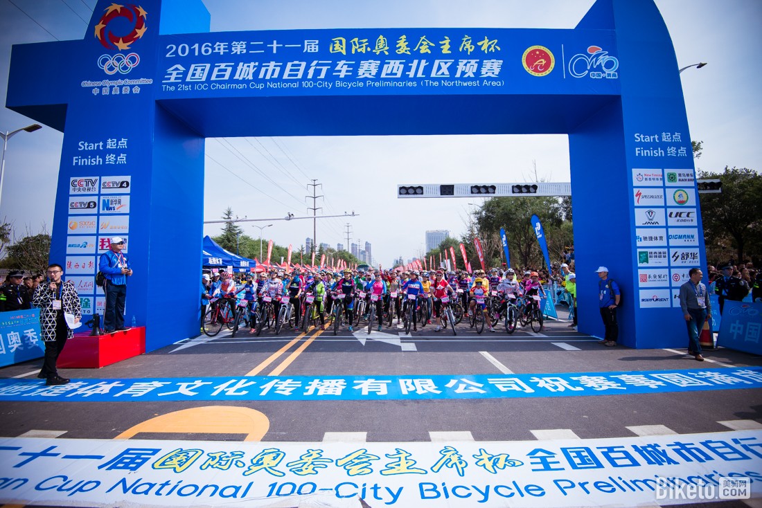 �ٳ������г���,���ʰ�ί����ϯ��,μ����