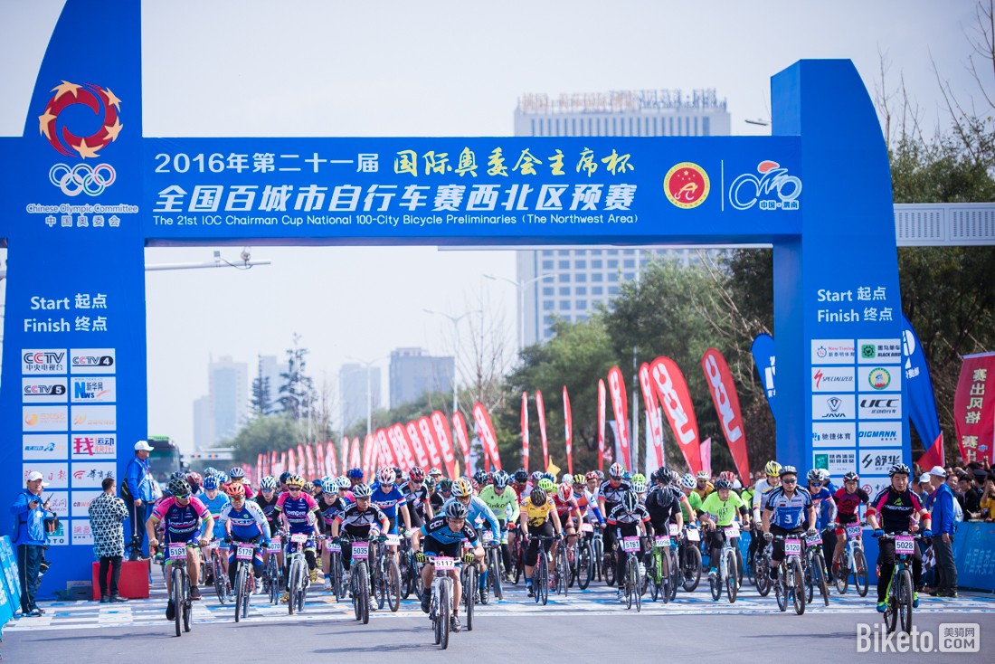 �ٳ������г���,���ʰ�ί����ϯ��,μ����