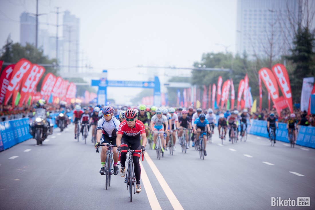 �ٳ������г���,���ʰ�ί����ϯ��,μ����