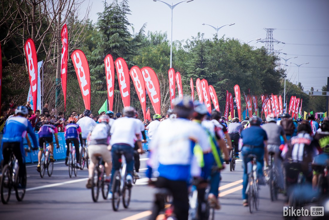 �ٳ������г���,���ʰ�ί����ϯ��,μ����