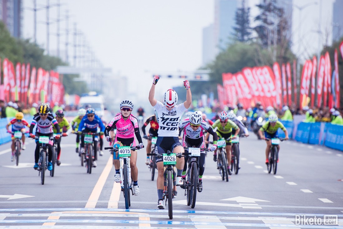 �ٳ������г���,���ʰ�ί����ϯ��,μ����