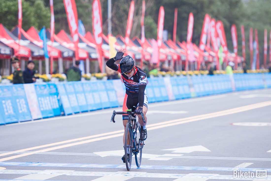 �ٳ������г���,���ʰ�ί����ϯ��,μ����