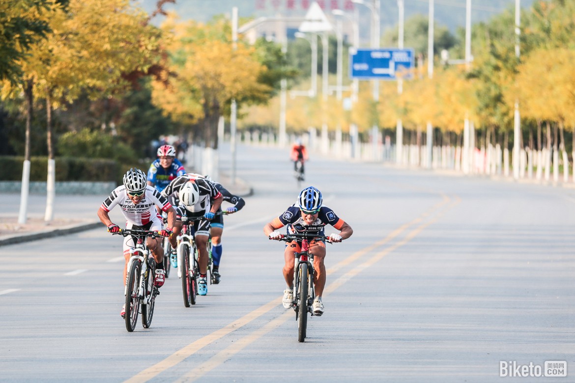 ��Ϫ,���г���